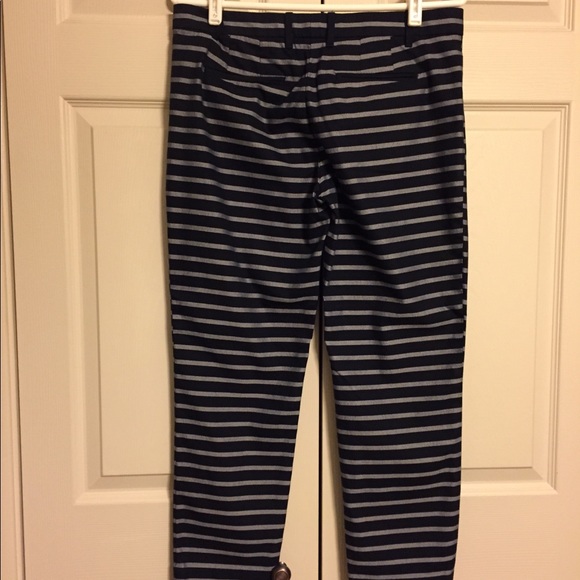 GAP slim cropped pant size 4 - Picture 4 of 6